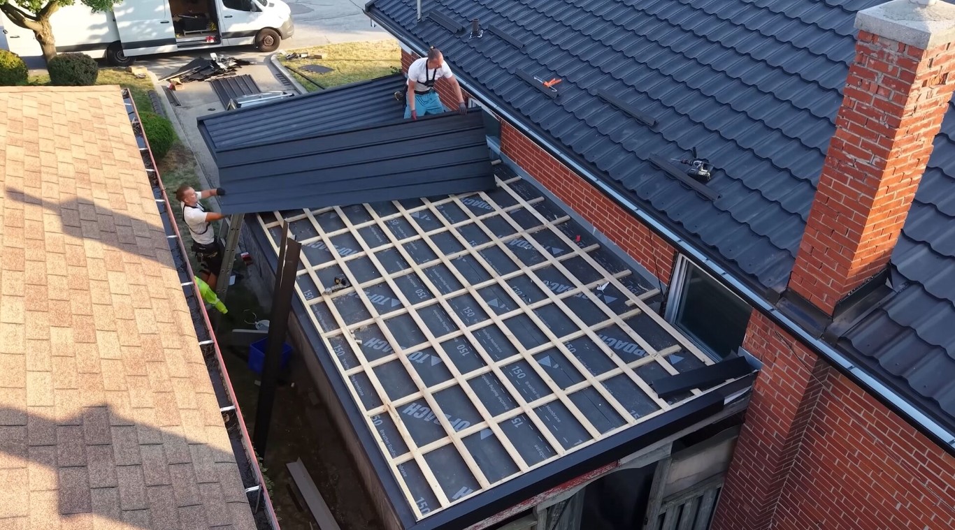 Detailed roof inspection and maintenance service in Sahuarita, AZ